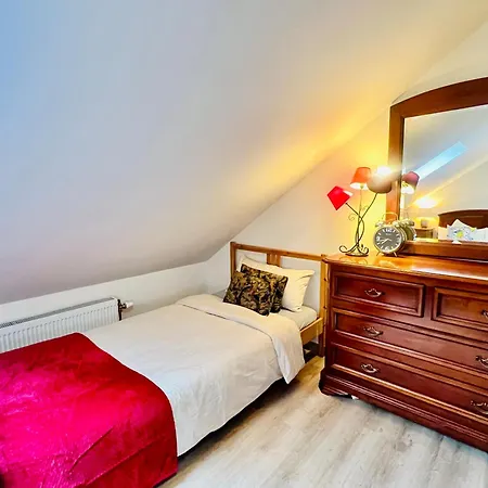 Elegant 3-bedroom Apartment Antwerp