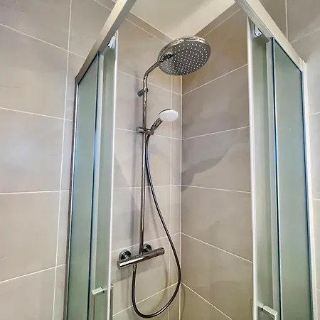 Elegant 3-bedroom Apartmán *