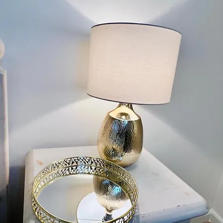 Elegant 3-bedroom Apartmán *