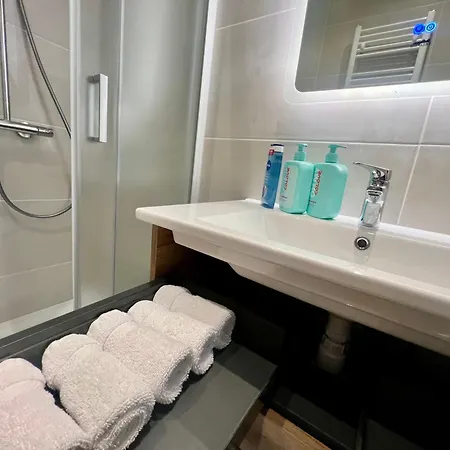 Elegant 3-bedroom Lejlighed