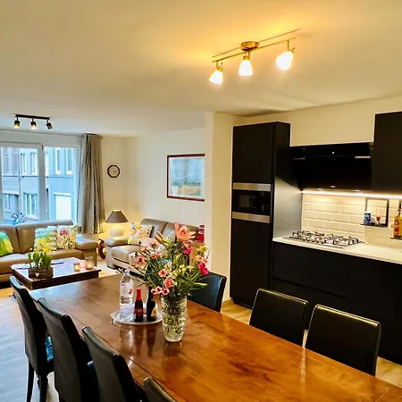 Lejlighed Elegant 3-bedroom